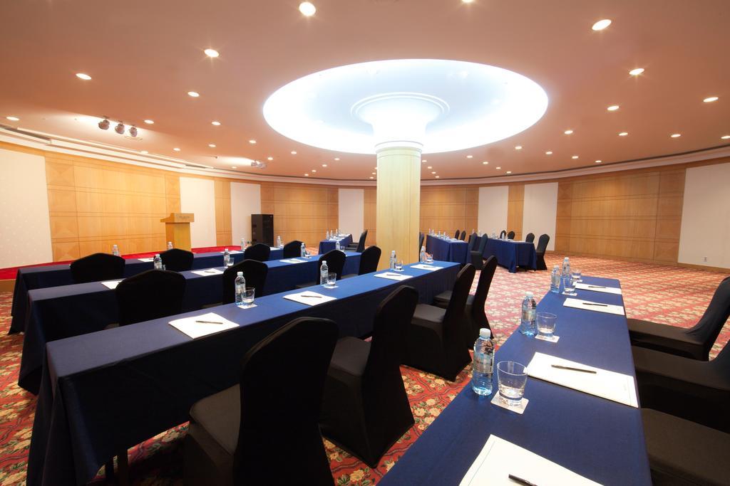 Seogwipo Kal Hotel Exterior photo Meeting room