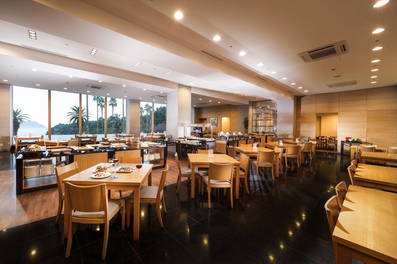 Seogwipo Kal Hotel Exterior photo The restaurant