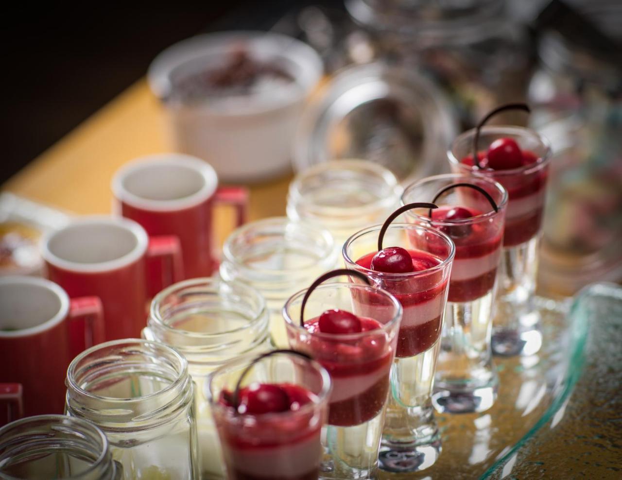 Seogwipo Kal Hotel Exterior photo A dessert prepared with agar