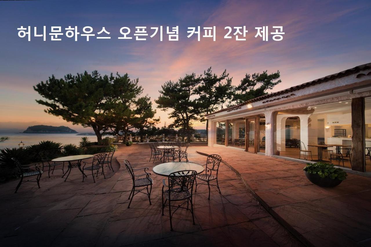Seogwipo Kal Hotel Exterior photo Hanwha U-City